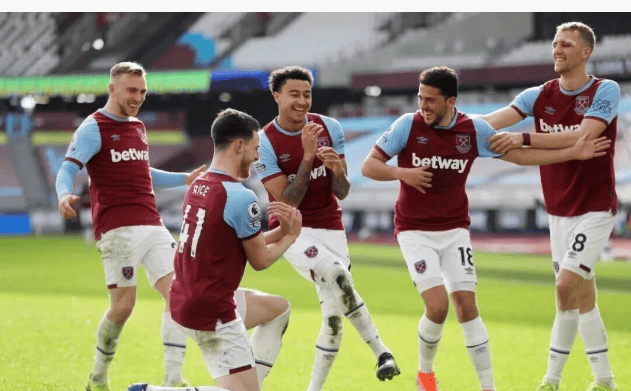 在二次元聆听历史的回响 ——上海图书馆X《FGO》联动展览现已开放