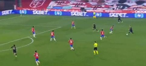 旭旭宝宝十周年粉丝见面会，马猴金币送给粉丝，冯提莫献唱成名曲