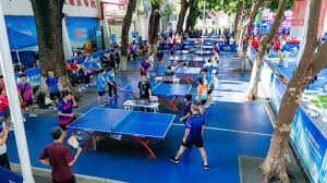 每体：博阿滕在巴萨体育城训练数日，并与弗里克会面